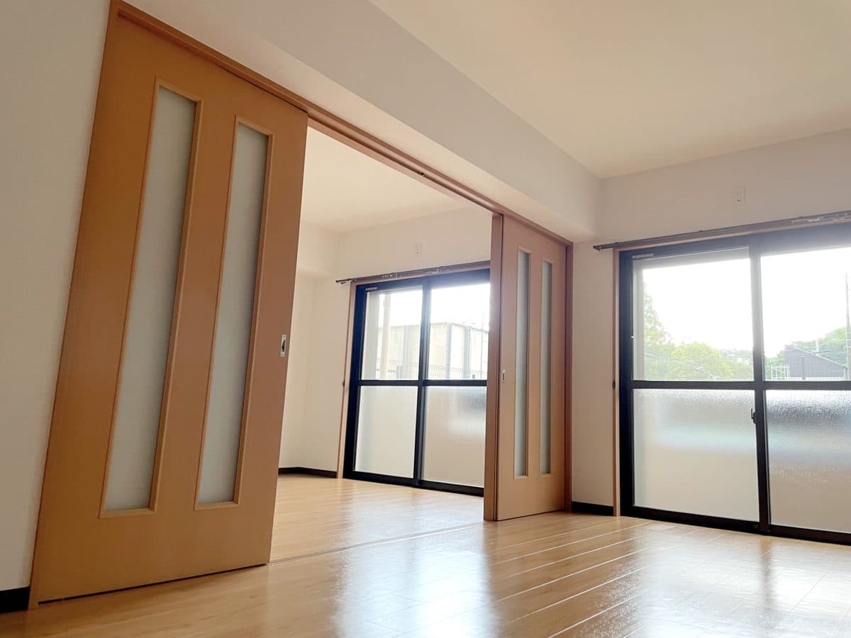 採光の良いマンションの室内